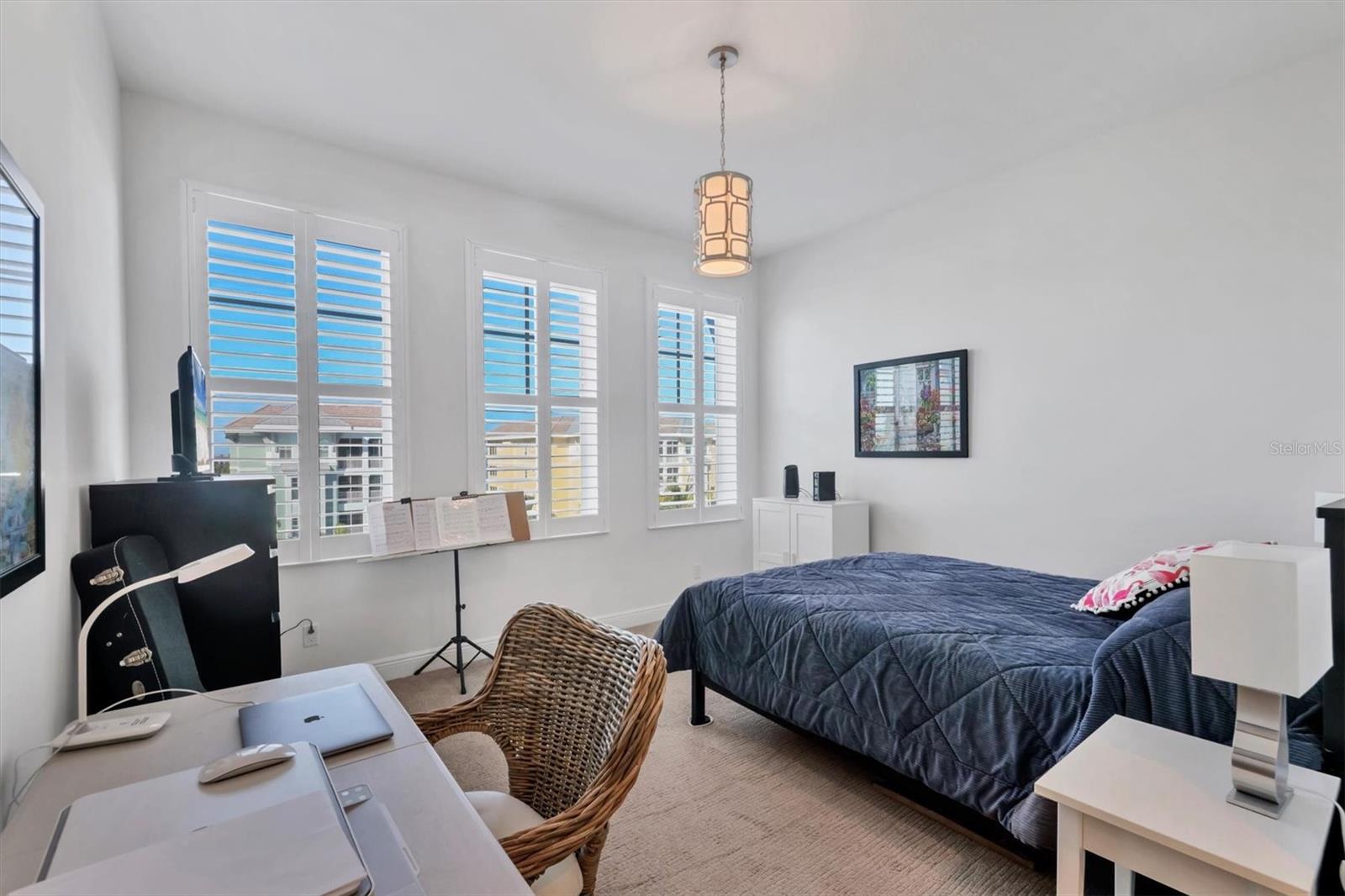 391 ARUBA CIR #401, BRADENTON, FL, 34209