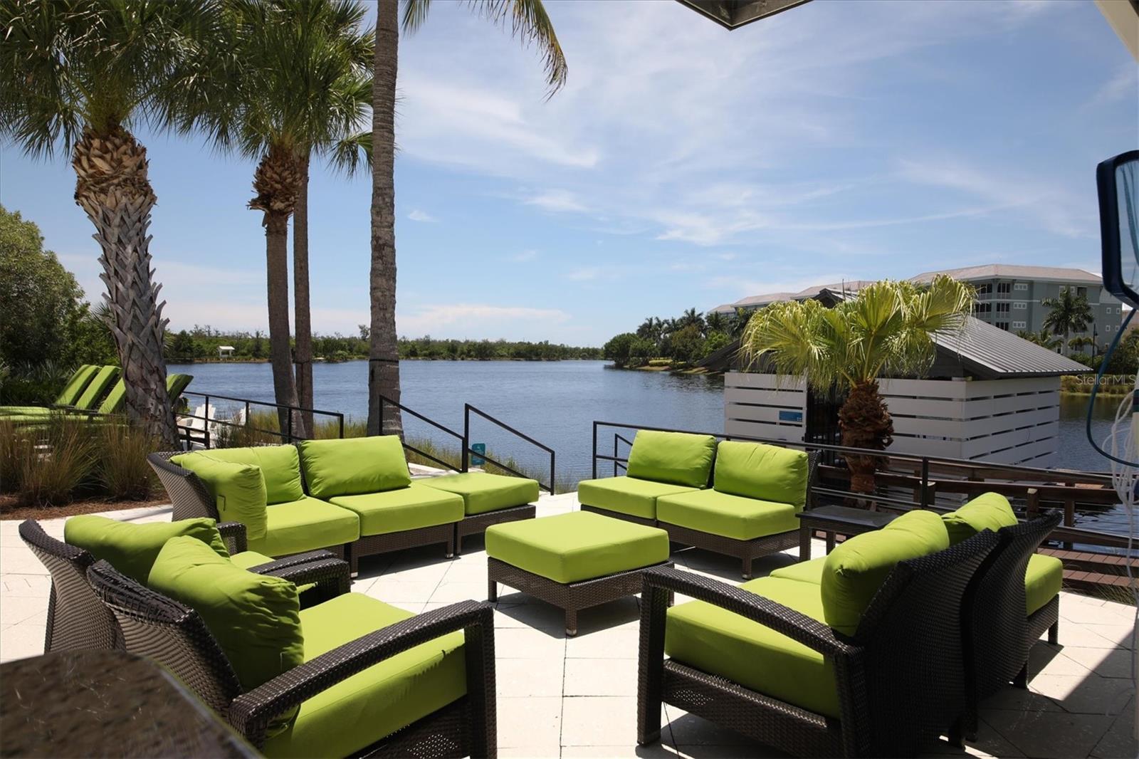 391 ARUBA CIR #401, BRADENTON, FL, 34209