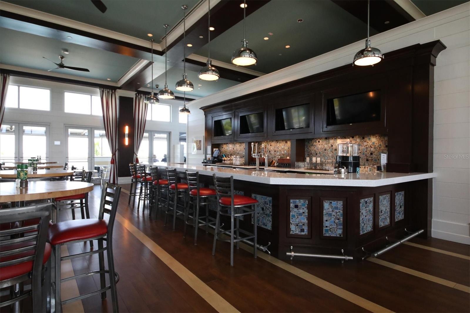 391 ARUBA CIR #401, BRADENTON, FL, 34209