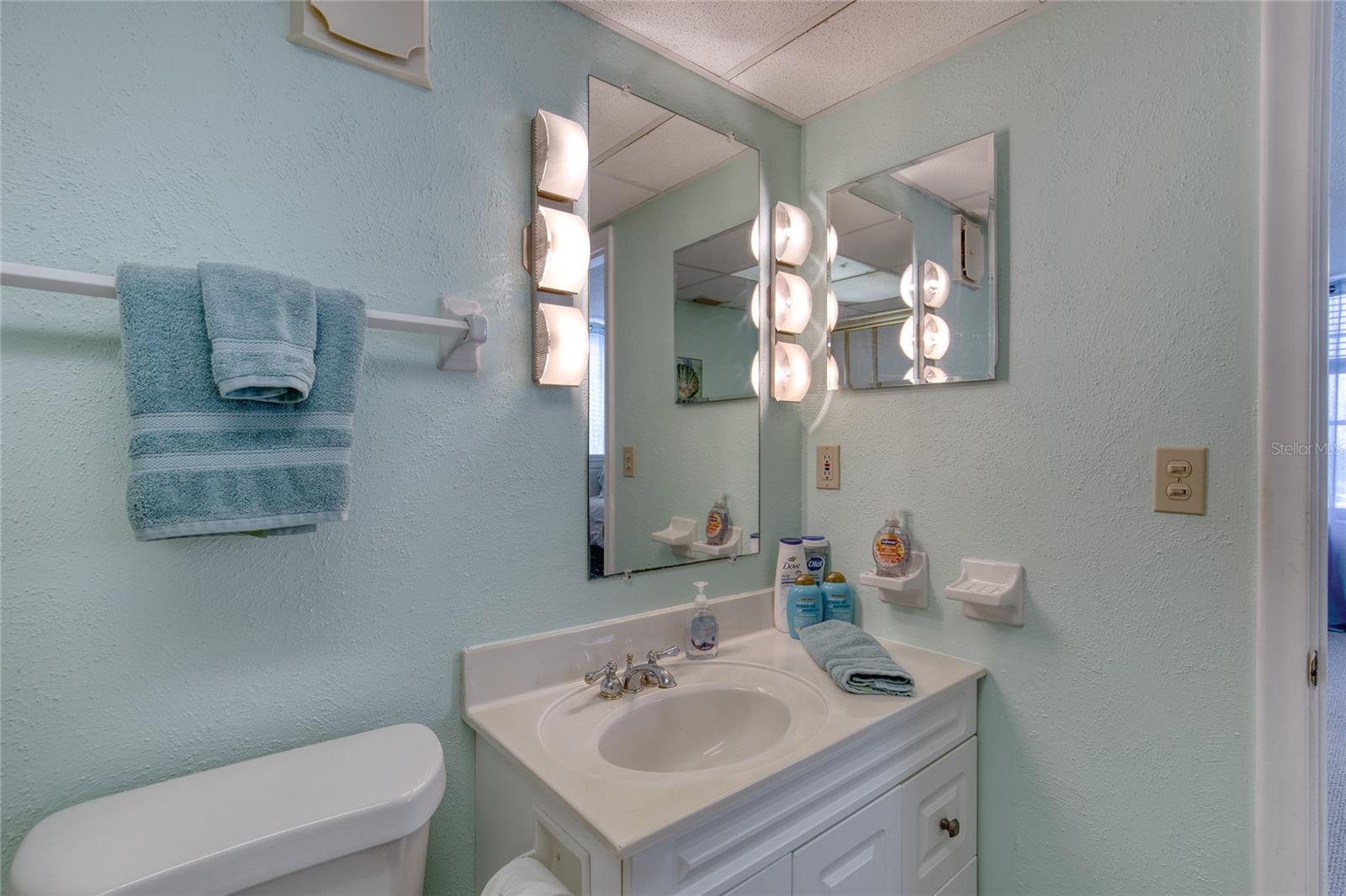 915 OCEAN SHORE BLVD #2010, ORMOND BEACH, FL, 32176