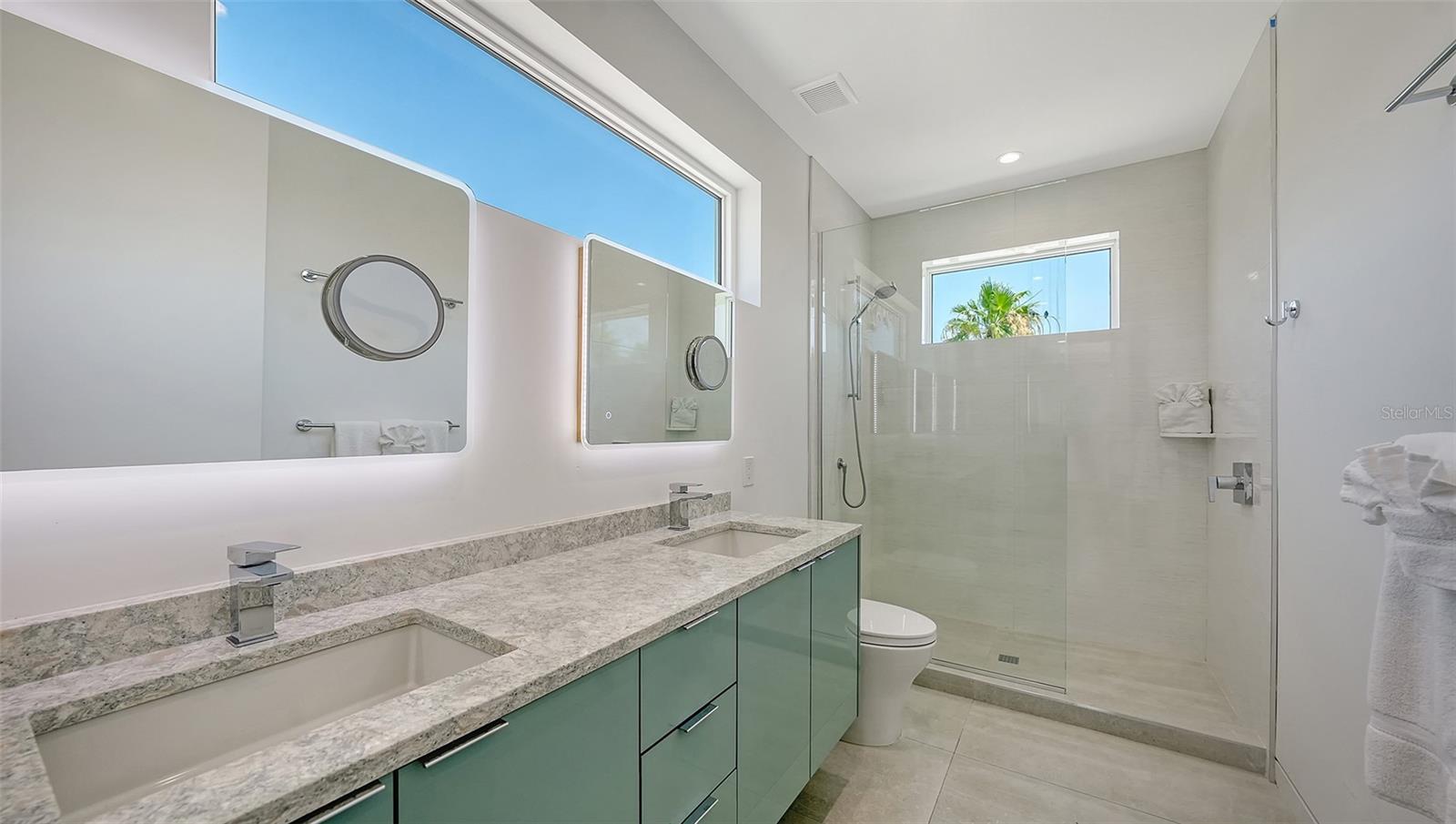 A4678978 Property Photo