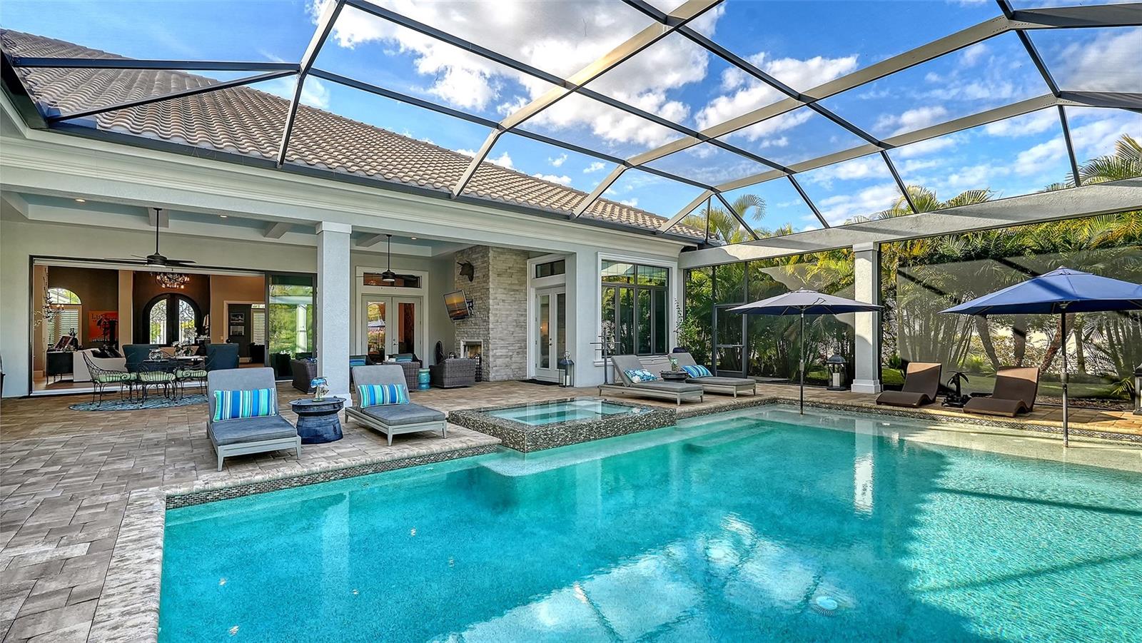 A4678979 Property Photo