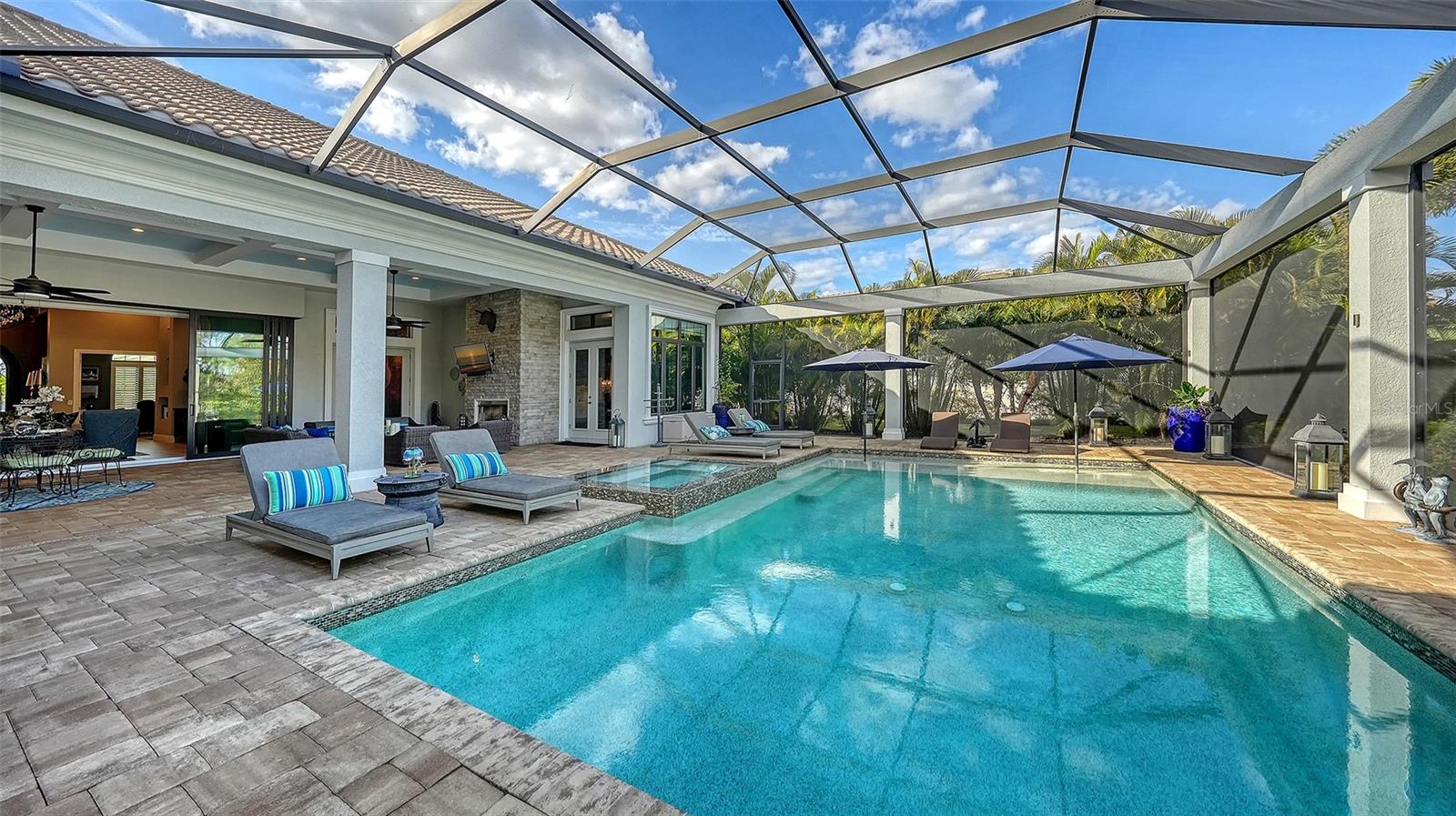 A4678979 Property Photo