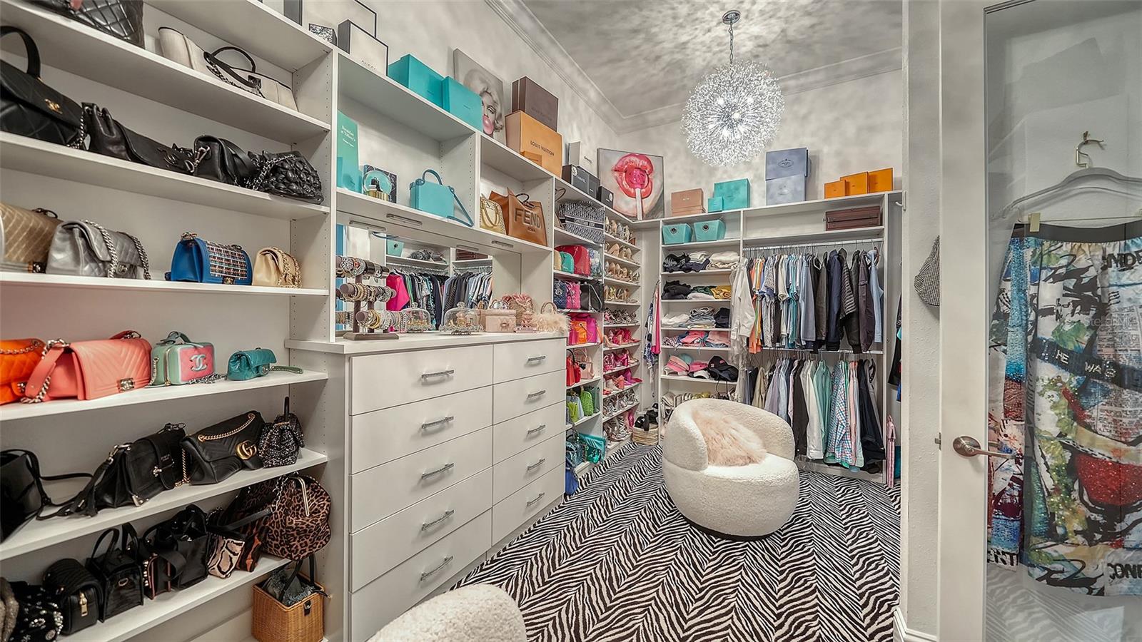 A4678979 Property Photo