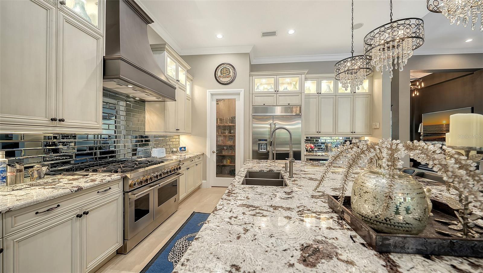 A4678979 Property Photo