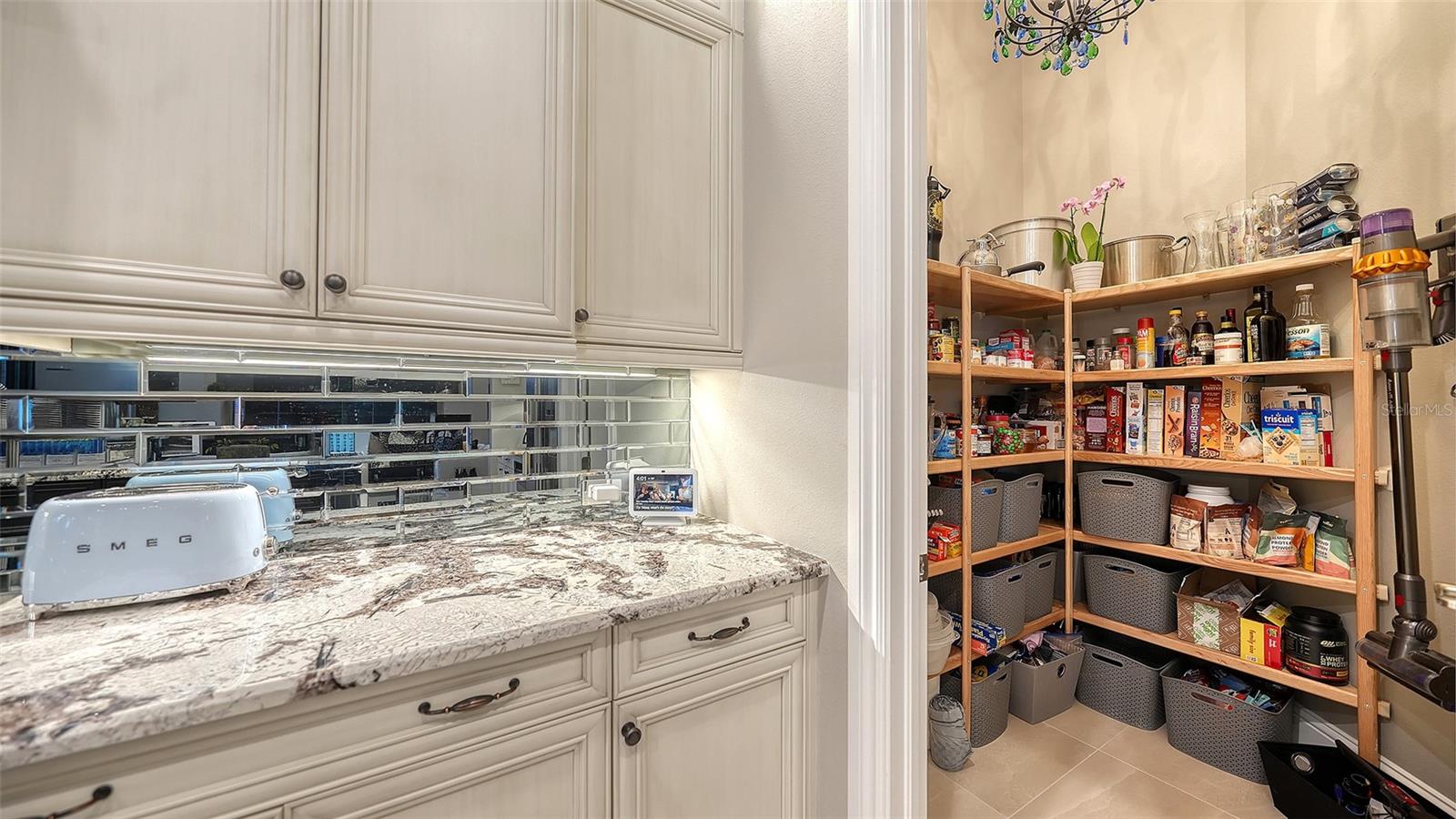 A4678979 Property Photo