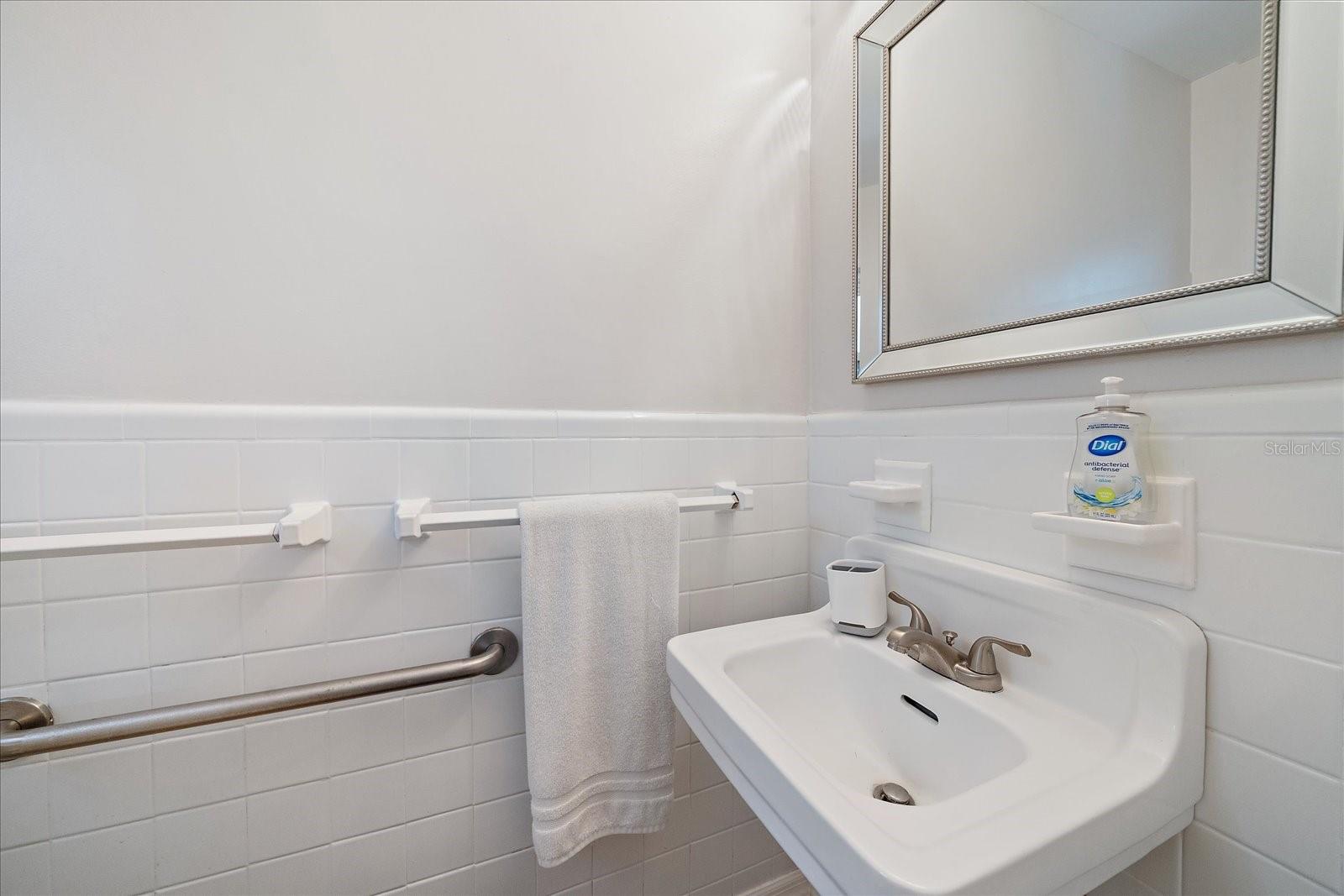 A4678982 Property Photo