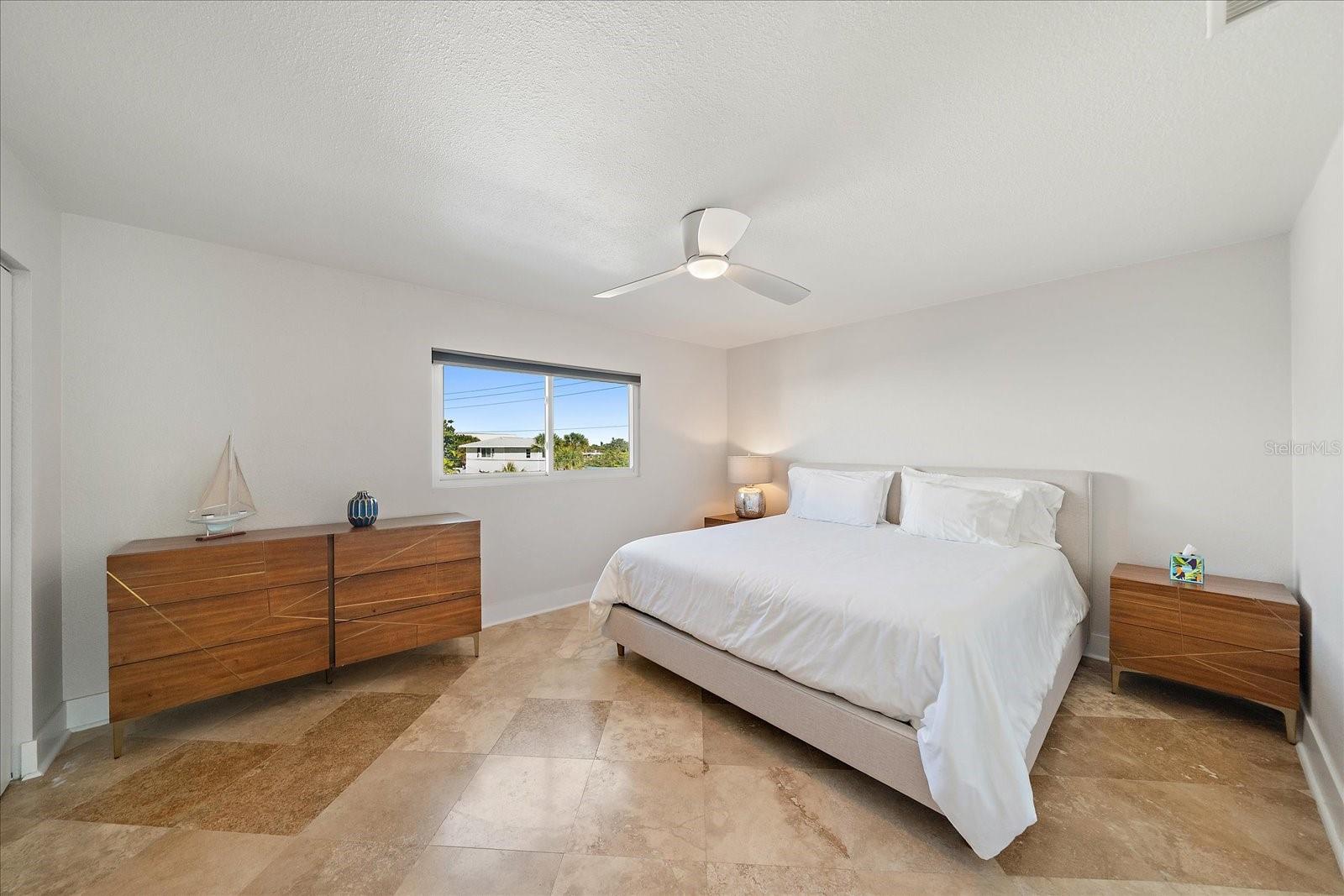 A4678982 Property Photo