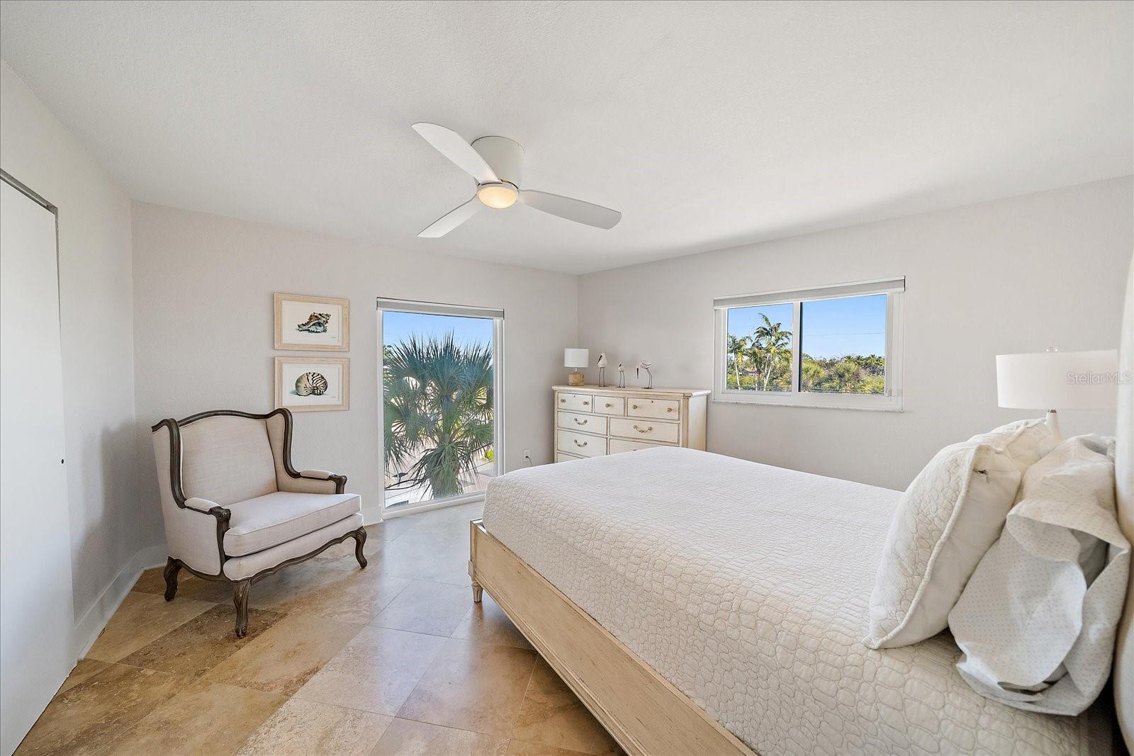 A4678982 Property Photo