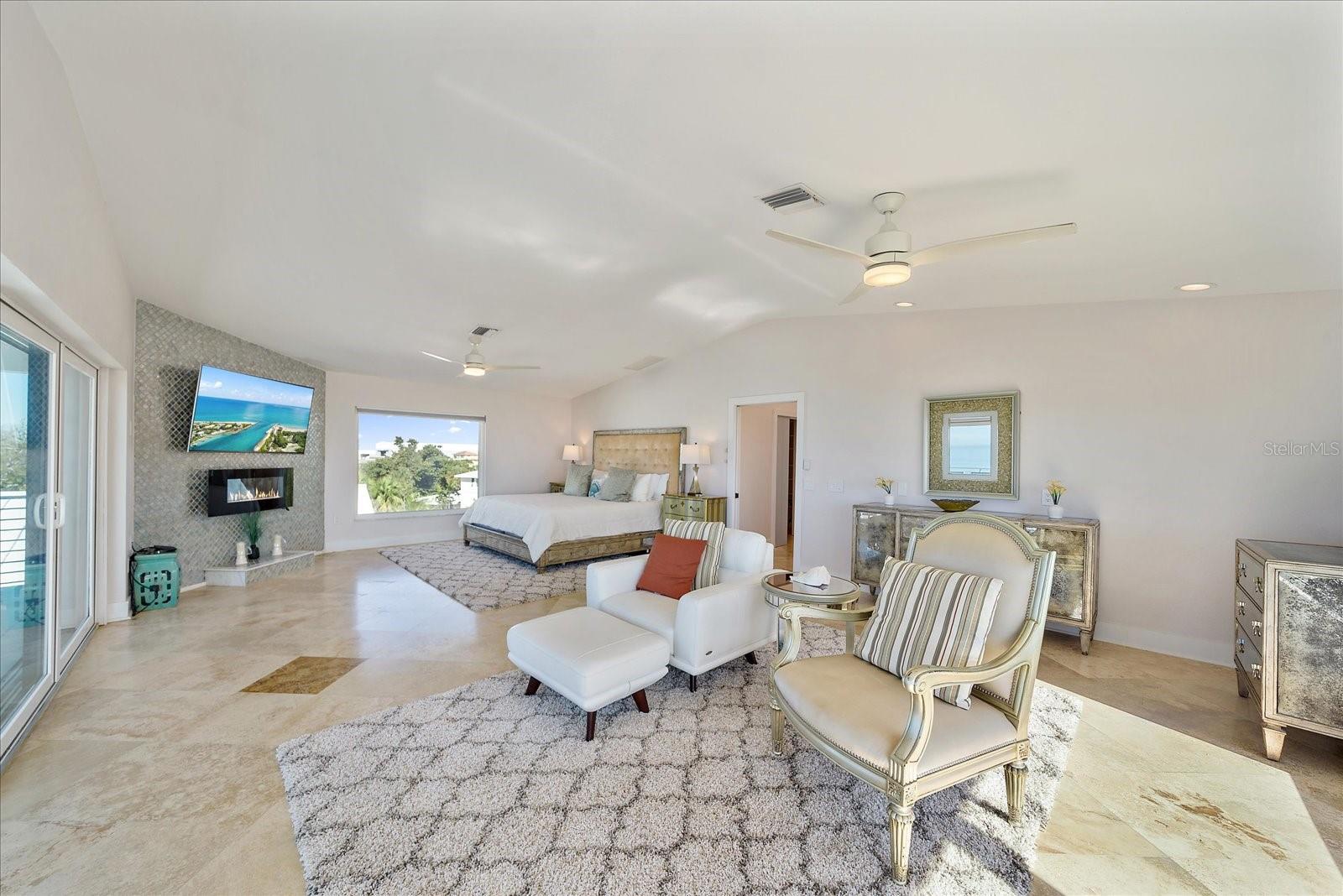 A4678982 Property Photo