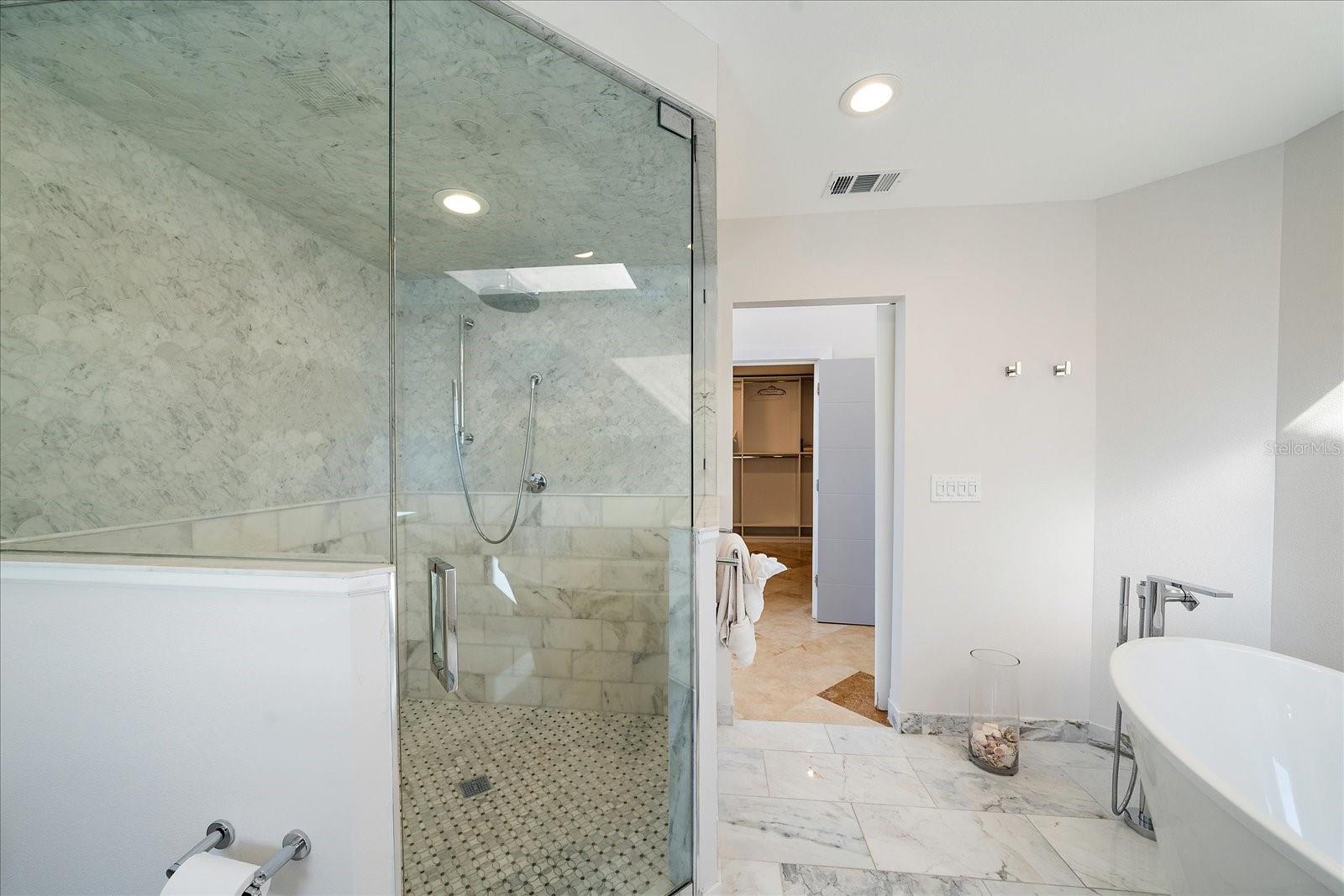 A4678982 Property Photo