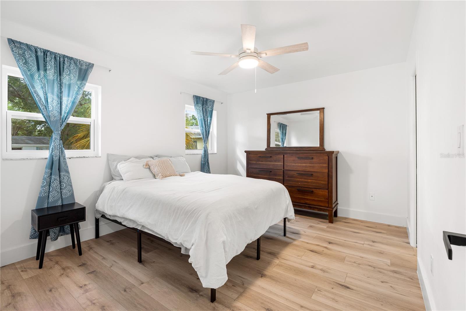 3015 SAINT CHARLES DR DR, TAMPA, FL, 33618