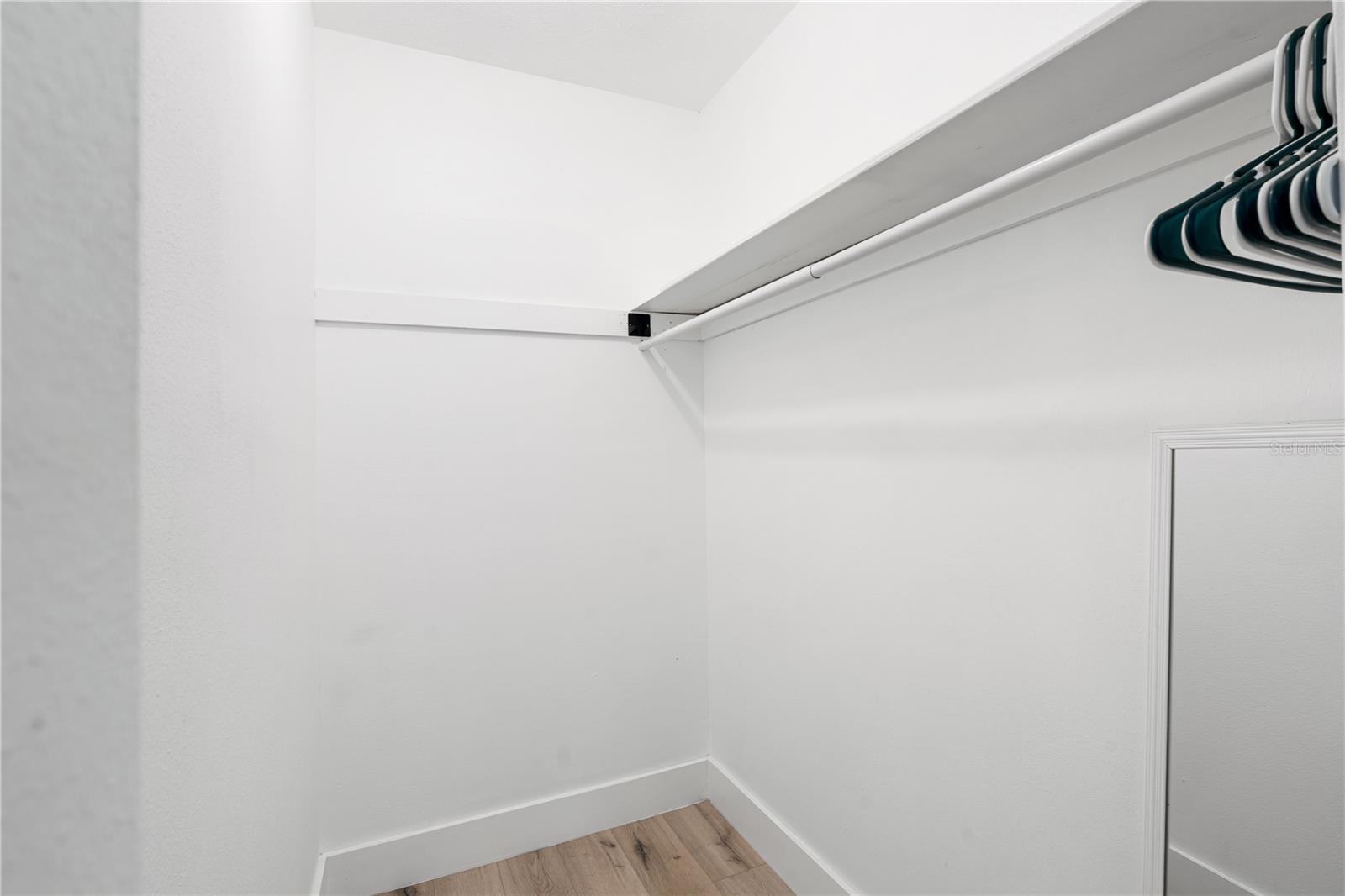 3015 SAINT CHARLES DR DR, TAMPA, FL, 33618