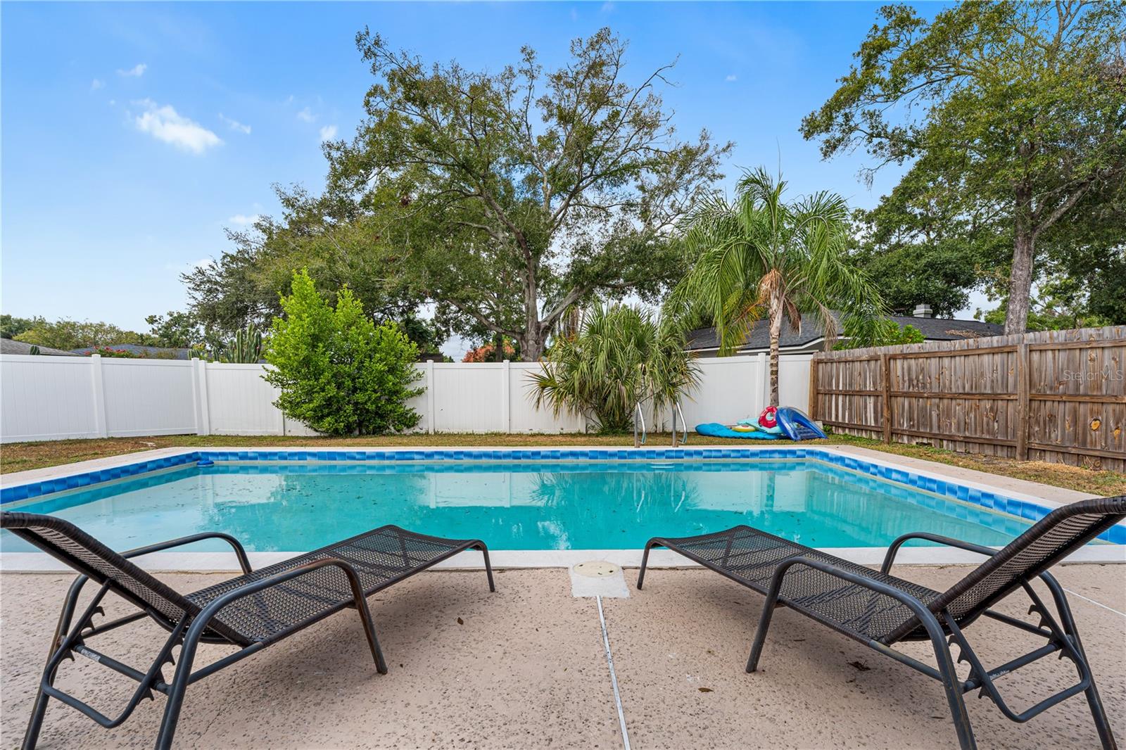 3015 SAINT CHARLES DR DR, TAMPA, FL, 33618