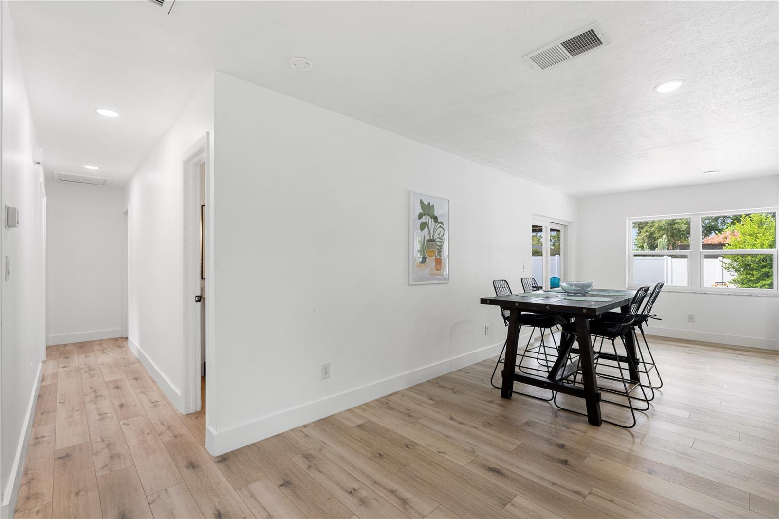 3015 SAINT CHARLES DR DR, TAMPA, FL, 33618