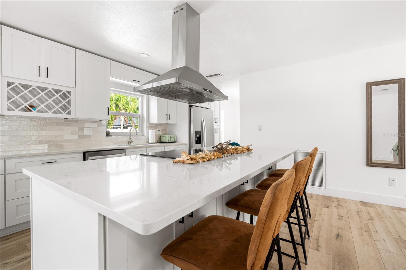 3015 SAINT CHARLES DR DR, TAMPA, FL, 33618