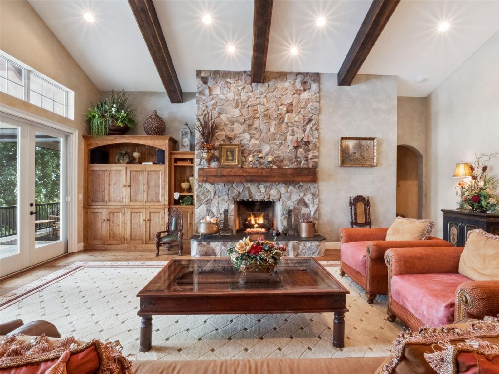 O6375104 Property Photo