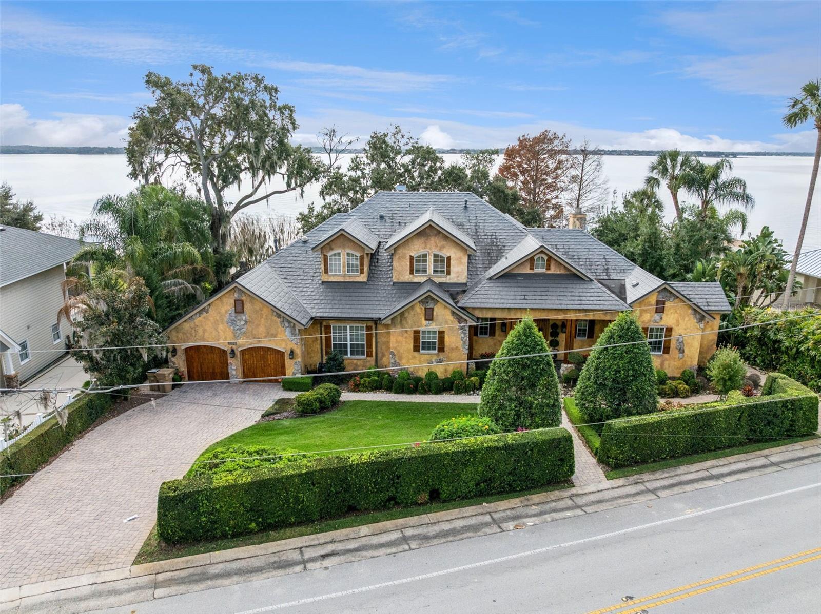 O6375104 Property Photo