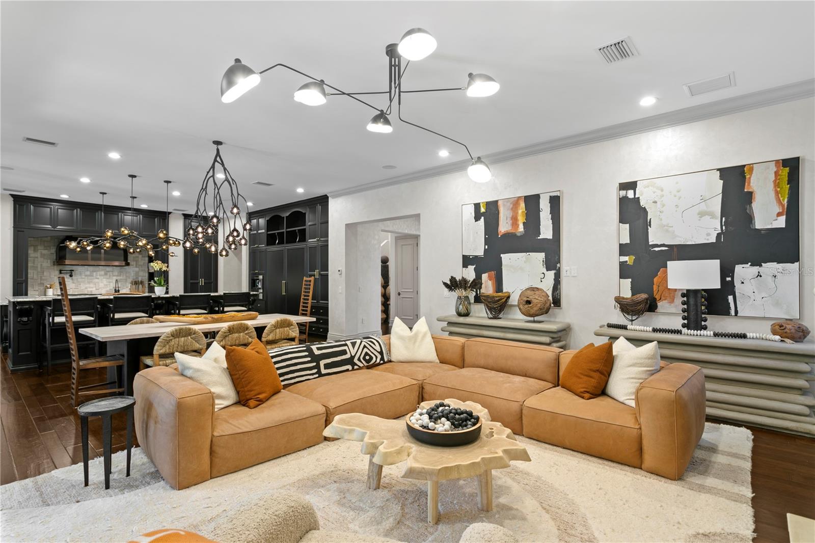 TB8466291 Property Photo