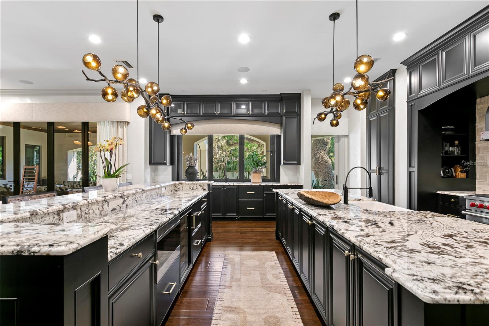 TB8466291 Property Photo