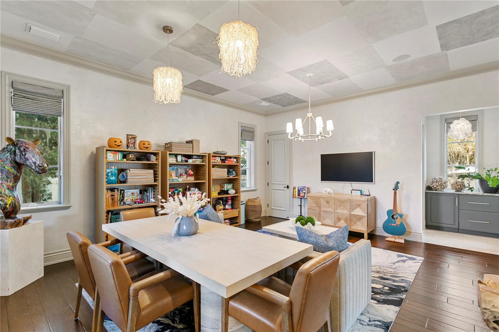 TB8466291 Property Photo