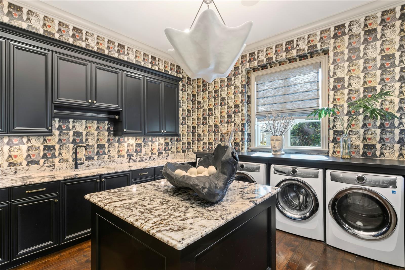 TB8466291 Property Photo