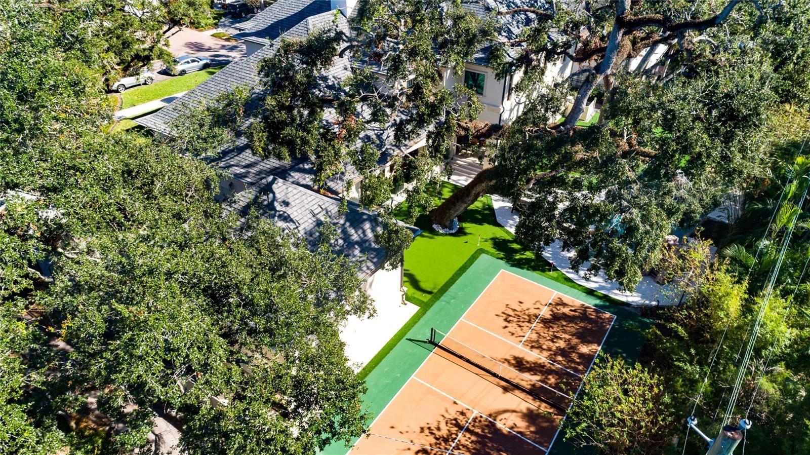 TB8466291 Property Photo