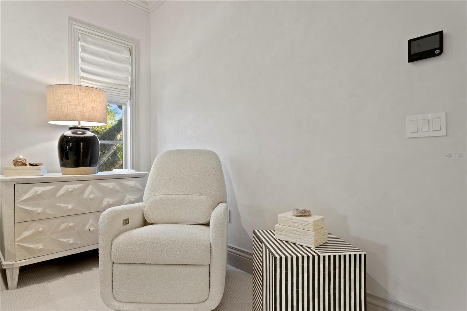 TB8466291 Property Photo