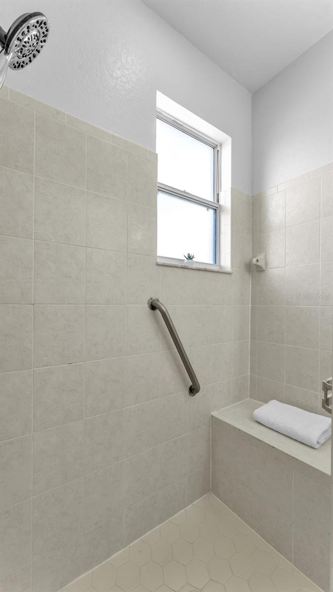 4041 BYRDS CROSSING DR, LAKELAND, FL, 33812