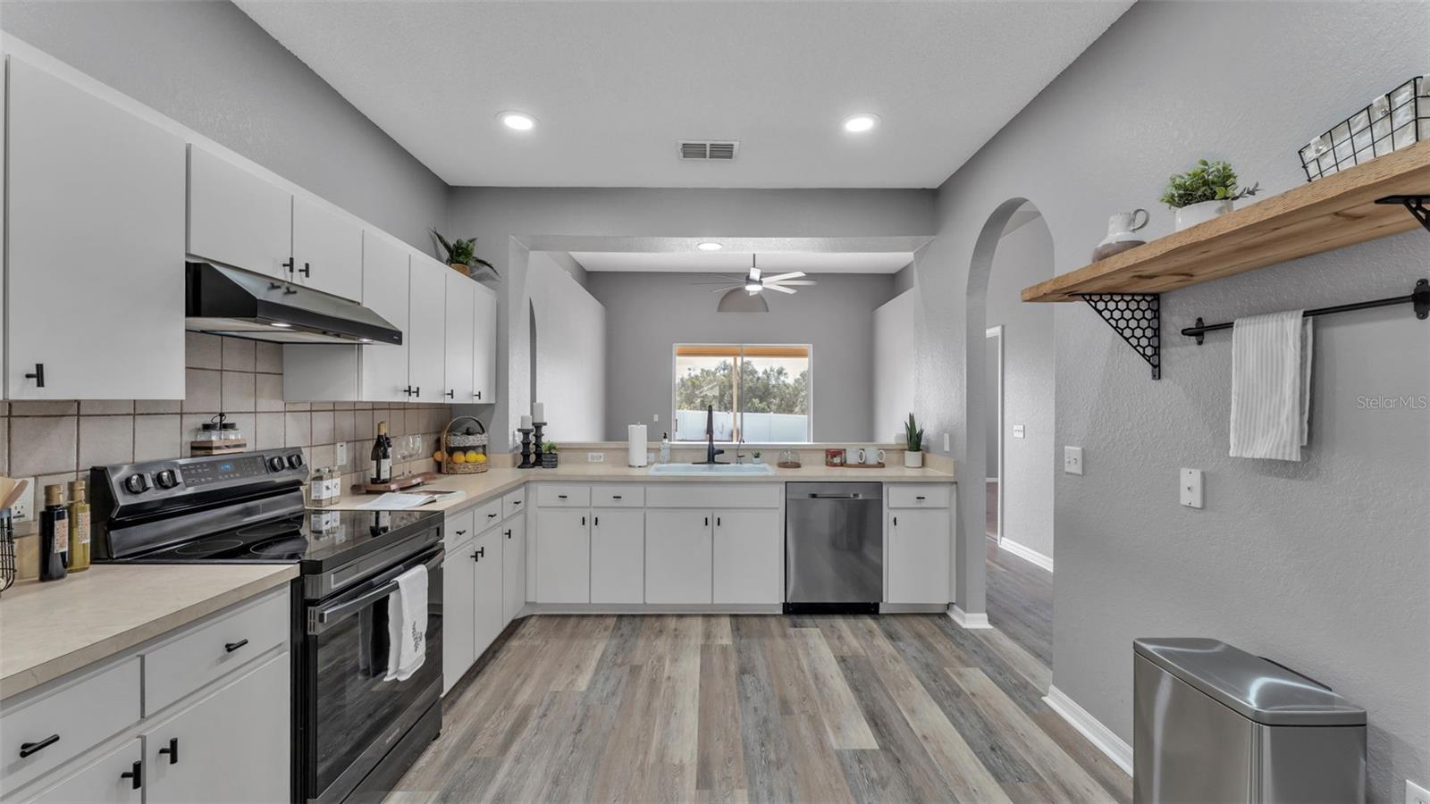 4041 BYRDS CROSSING DR, LAKELAND, FL, 33812