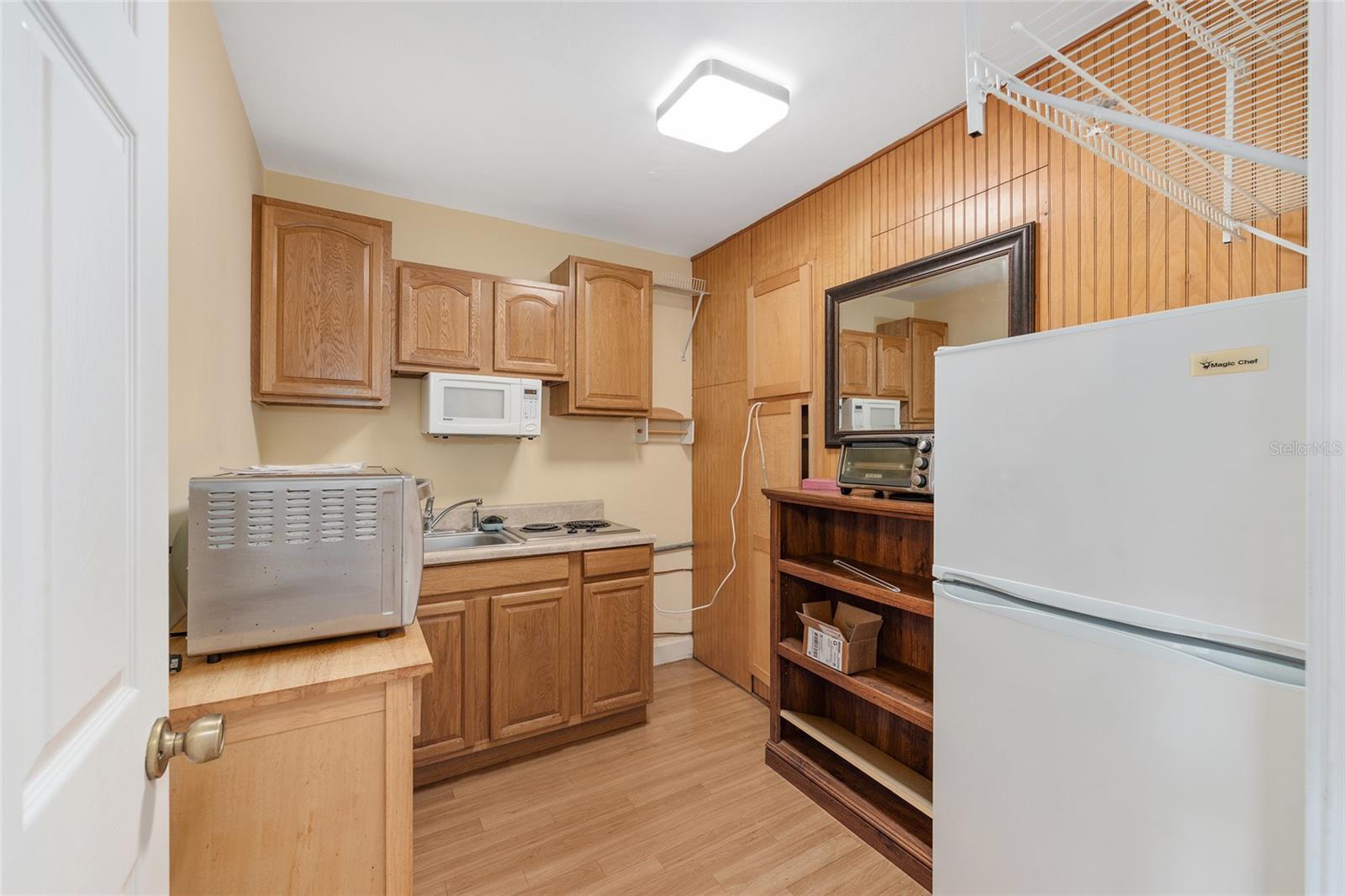 OM716965 Property Photo