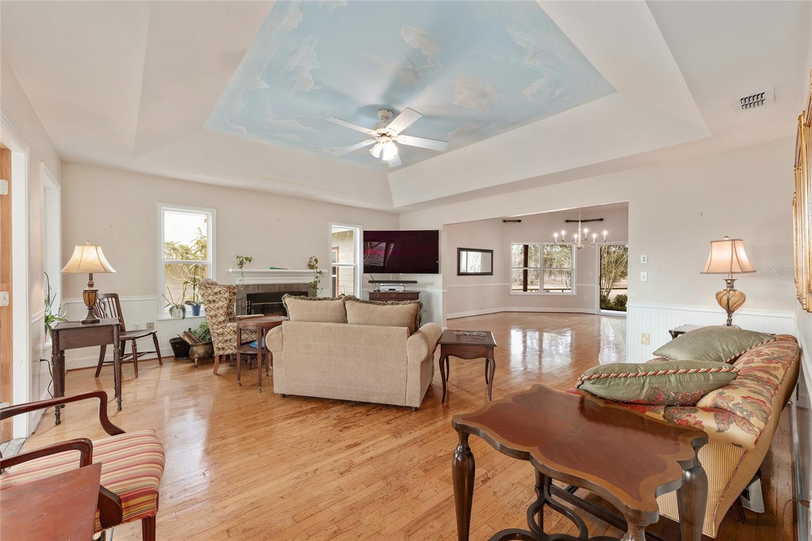 OM716965 Property Photo