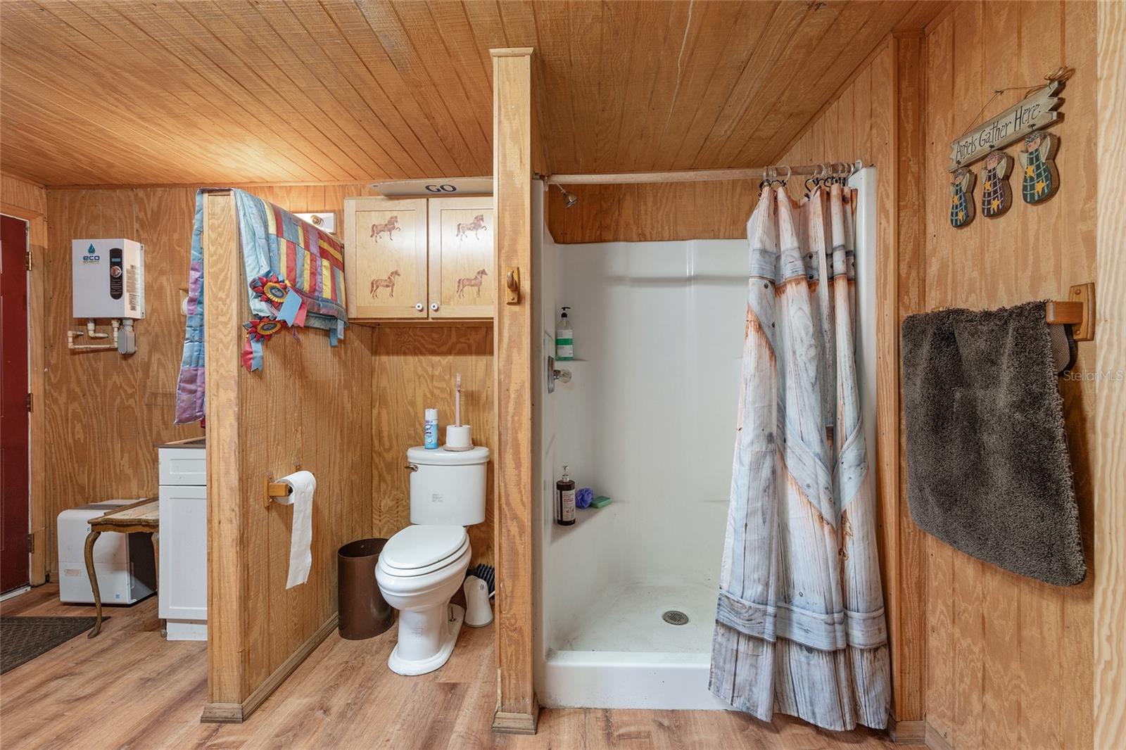 OM716965 Property Photo