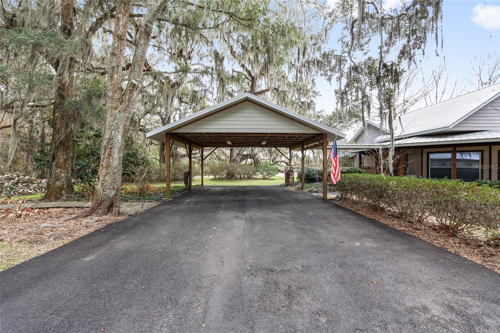 OM716965 Property Photo