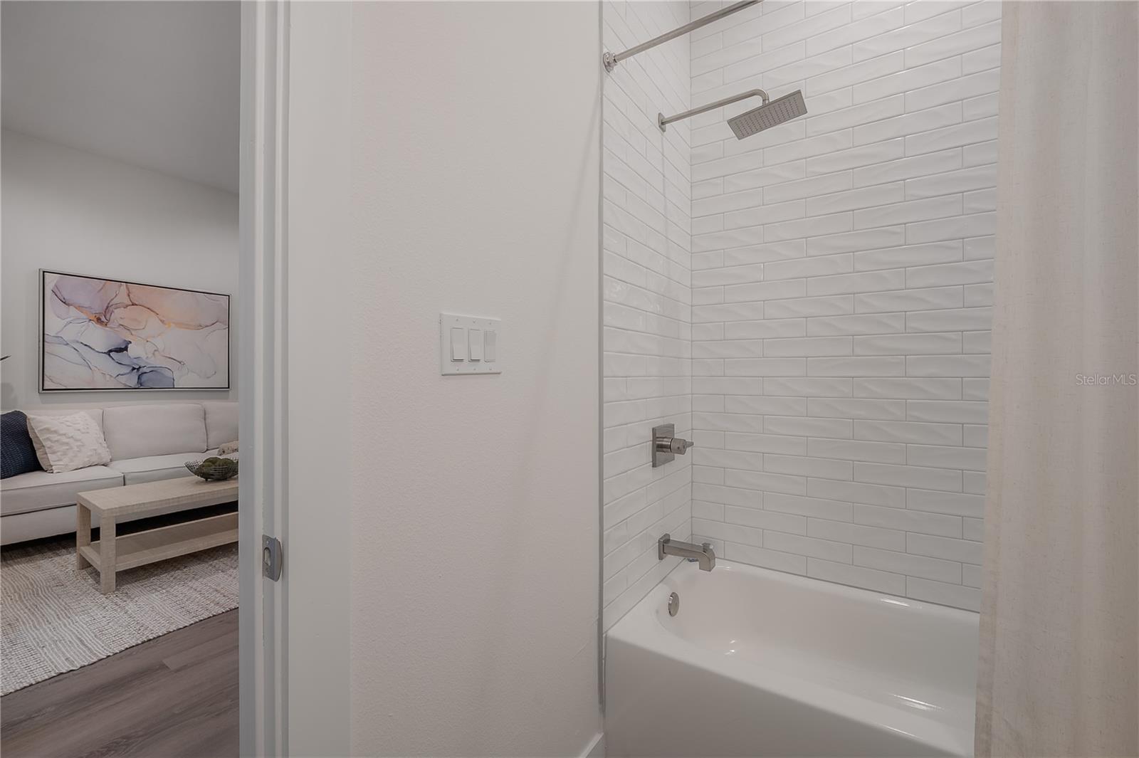 5530 N 9TH ST #2, TAMPA, FL, 33604