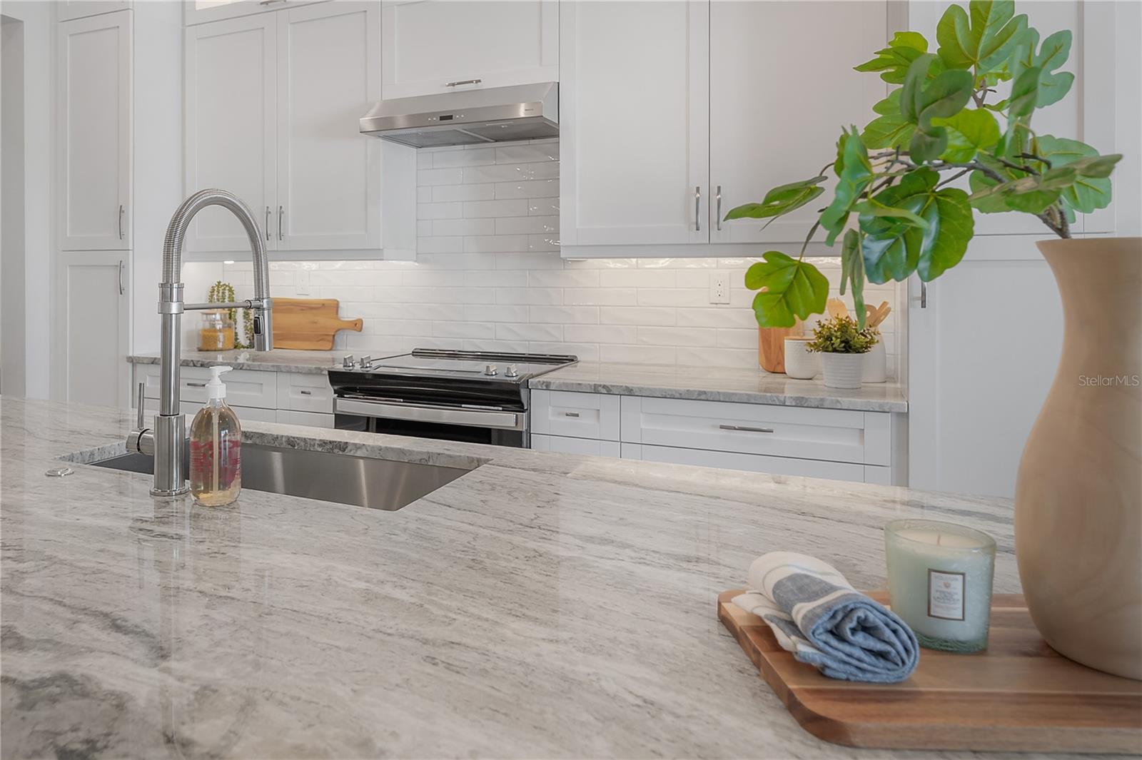 5530 N 9TH ST #2, TAMPA, FL, 33604