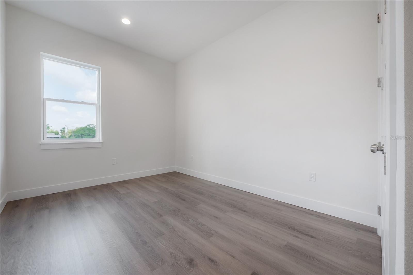 5530 N 9TH ST #2, TAMPA, FL, 33604