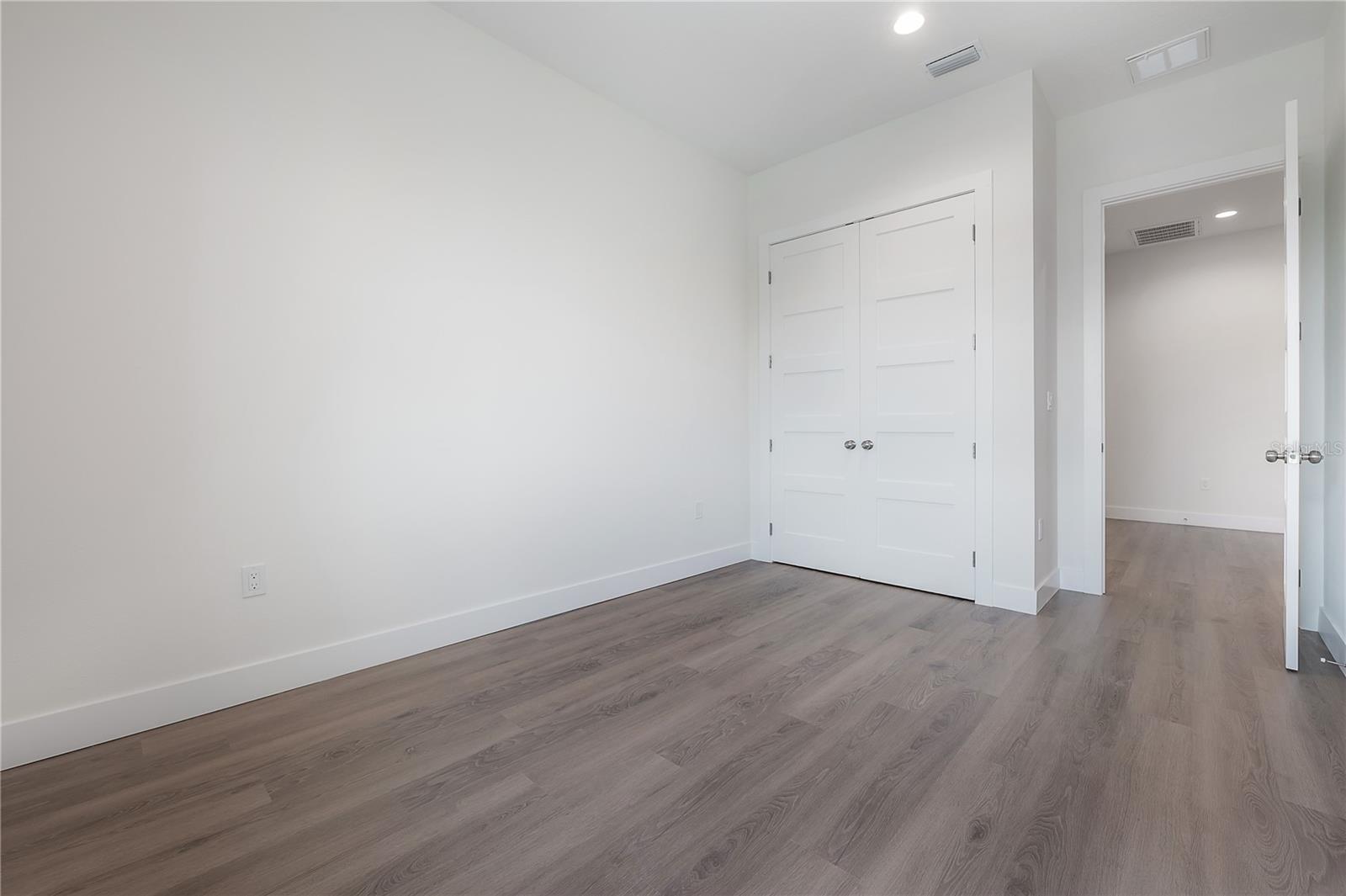 5530 N 9TH ST #2, TAMPA, FL, 33604