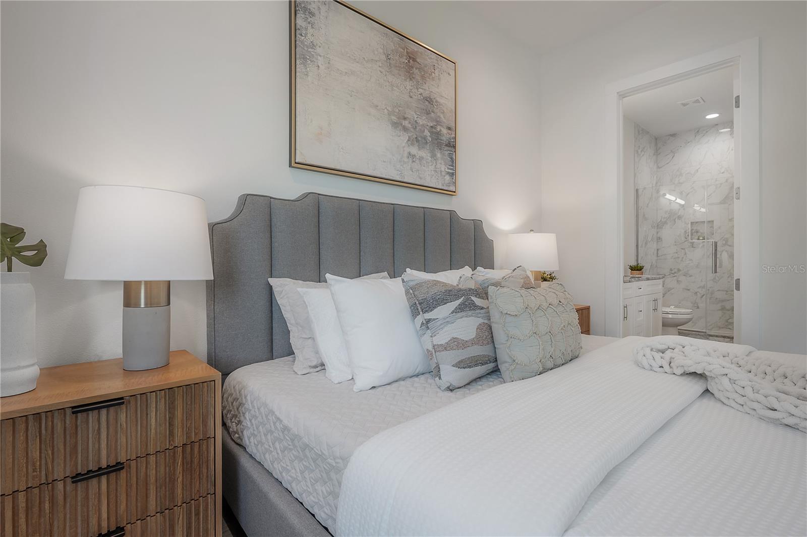 5530 N 9TH ST #2, TAMPA, FL, 33604