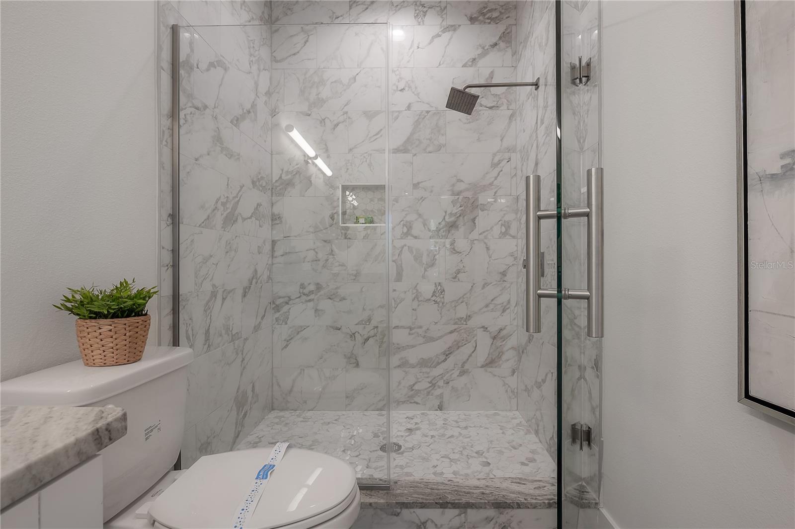 5530 N 9TH ST #2, TAMPA, FL, 33604