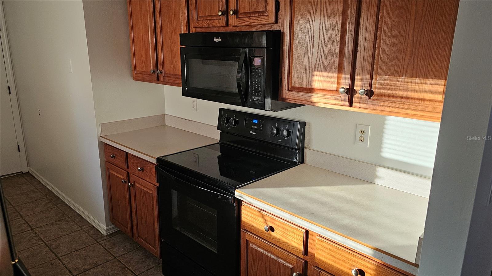 372 E BEACH ST, GROVELAND, FL, 34736