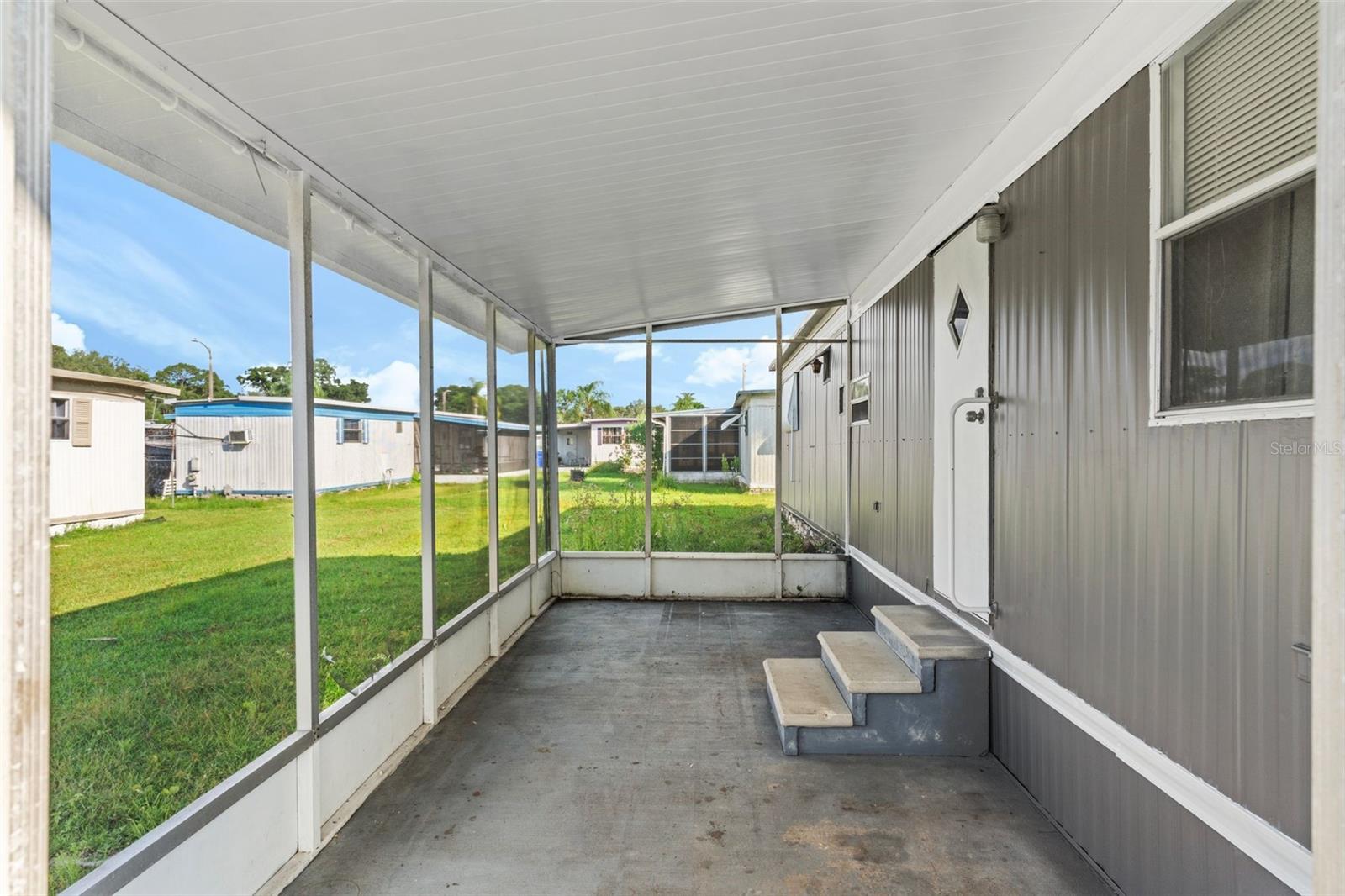 O6375174 Property Photo