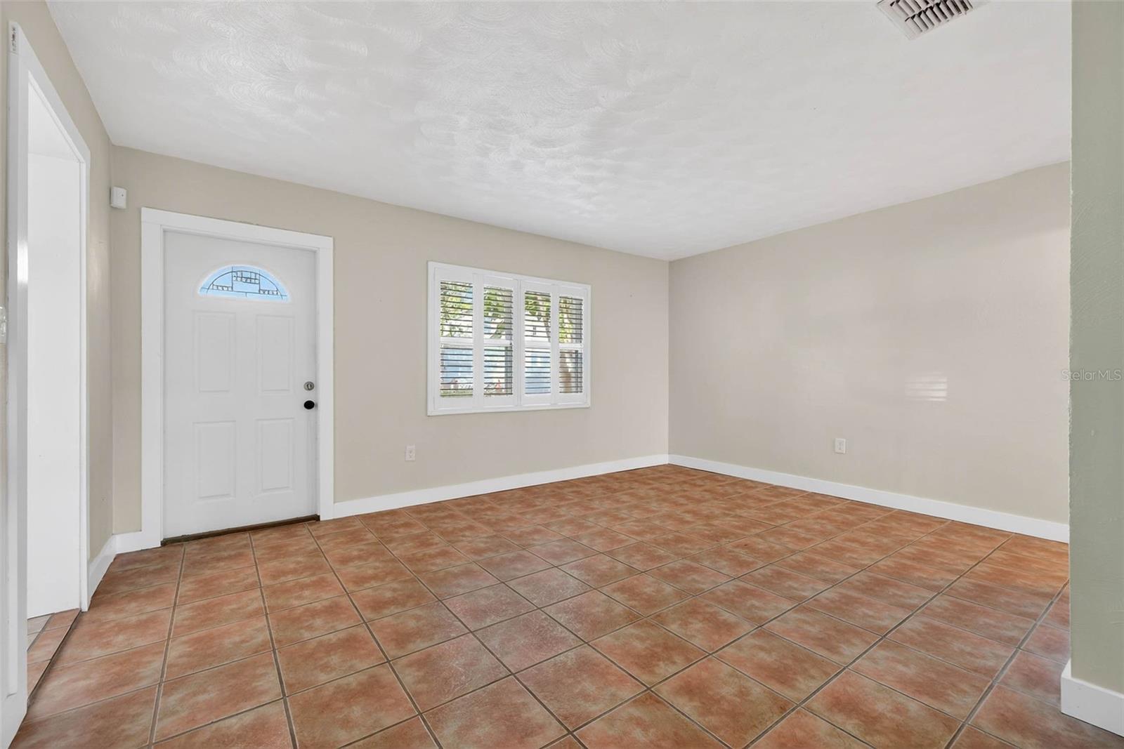 Living Room / Dining Room