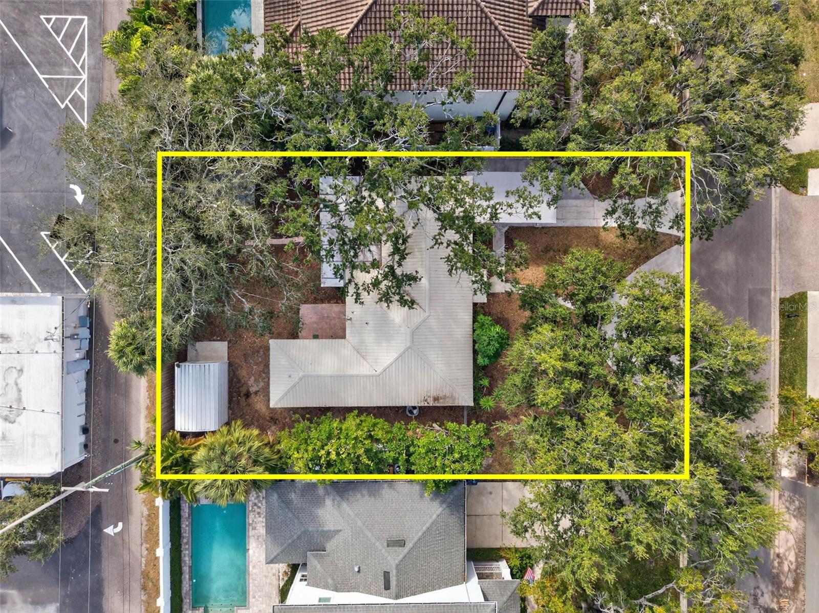 Overhead showing lot lines and alley