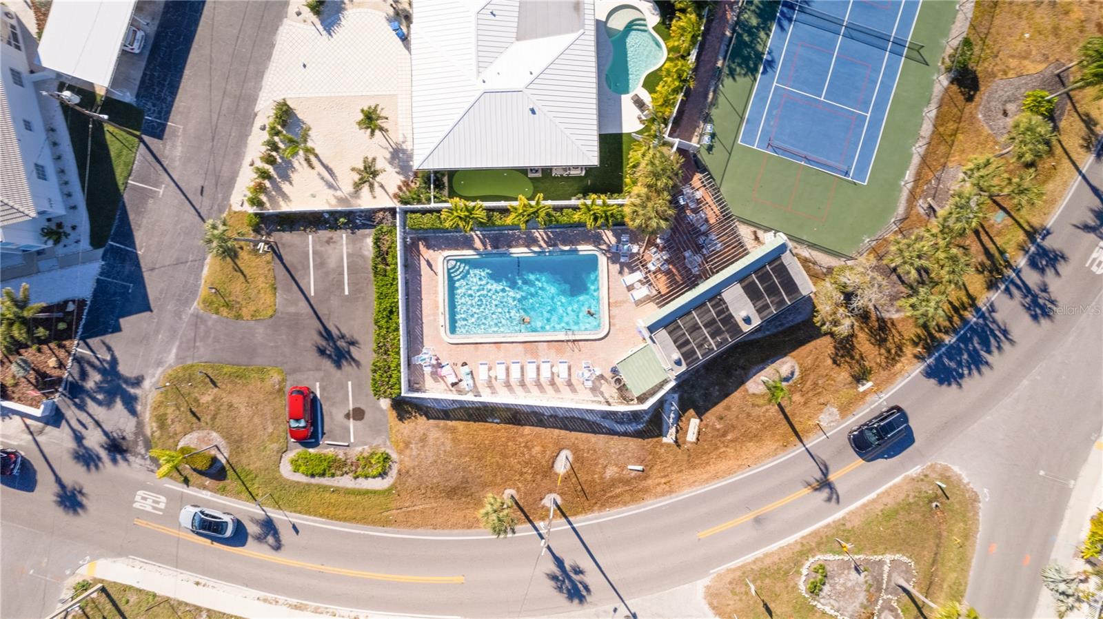 5608 GULF DR #104, HOLMES BEACH, FL, 34217