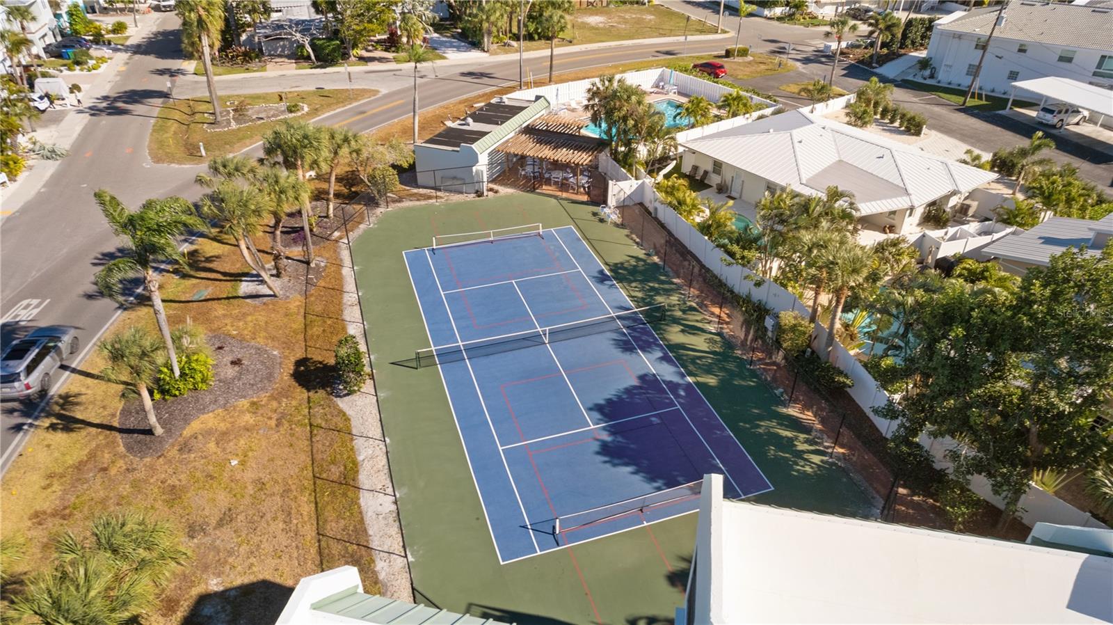 5608 GULF DR #104, HOLMES BEACH, FL, 34217