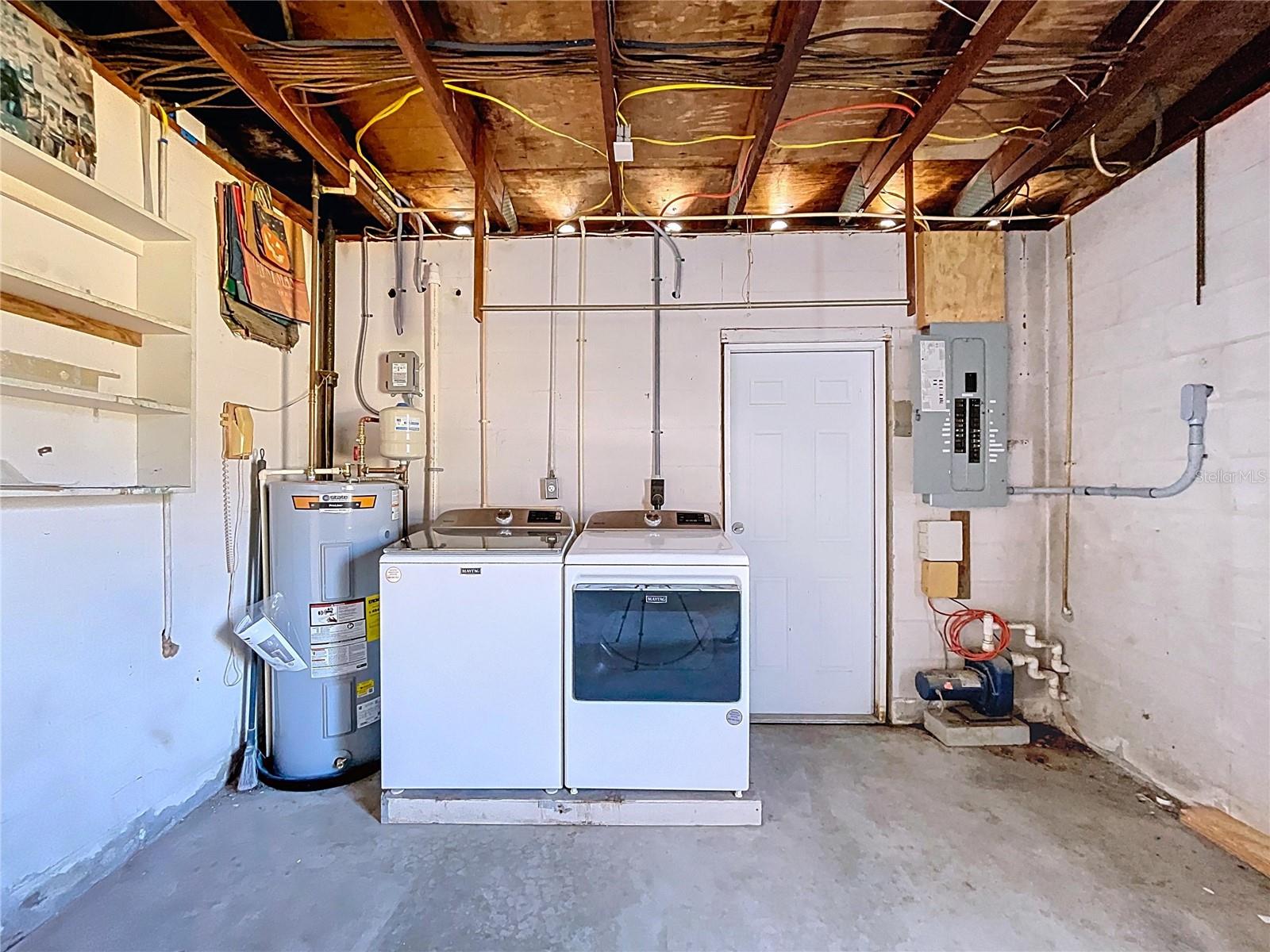Garage/Laundry Area