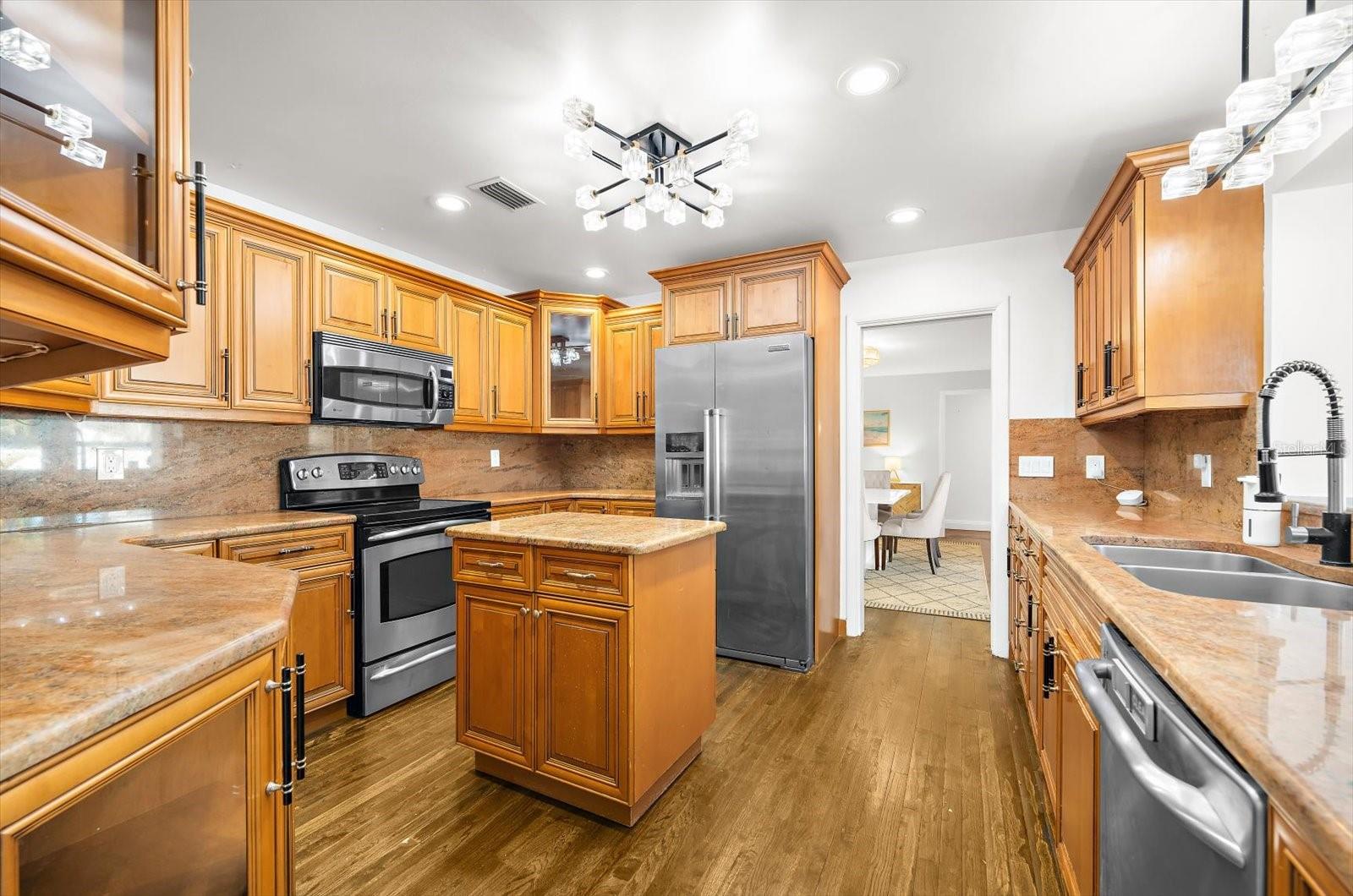 1406 SOUTHRIDGE DR, CLEARWATER, FL, 33756