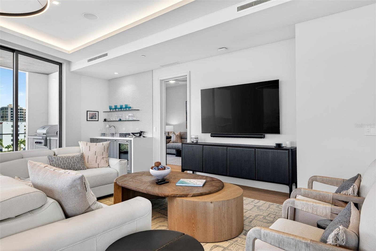 A4679040 Property Photo