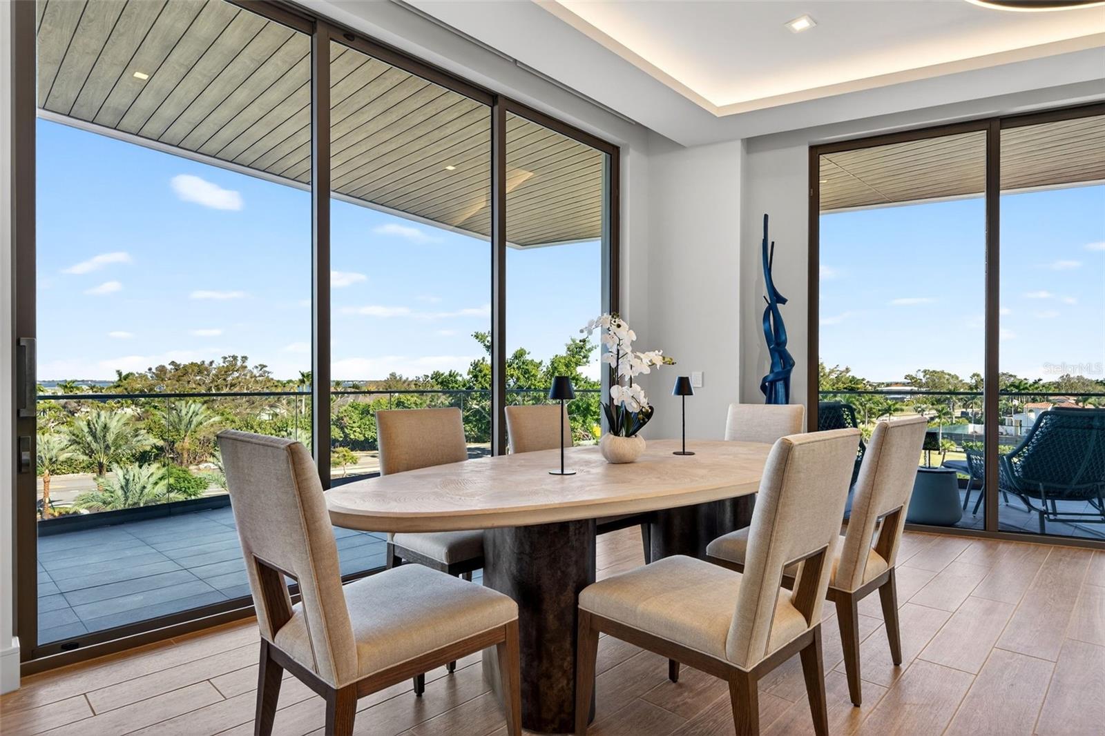 A4679040 Property Photo